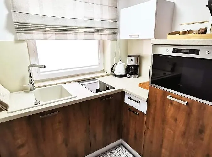 Alcatraz Z Jacuzzi 4* קרפאז'