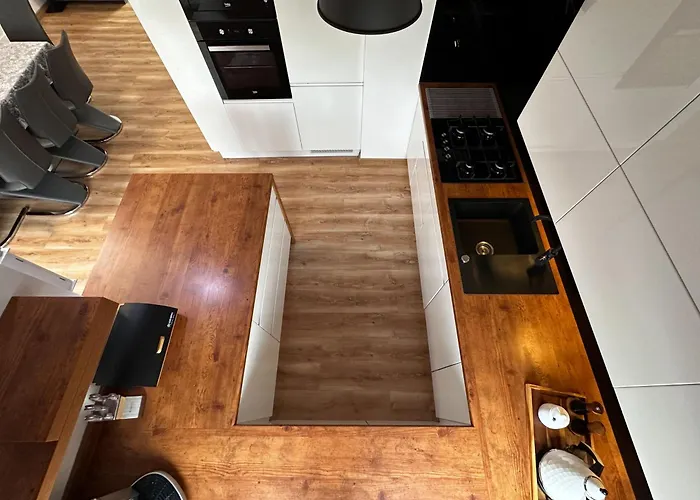 Alcatraz Z Jacuzzi קרפאז'