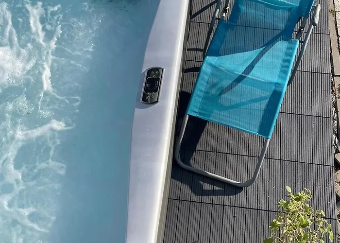 Alcatraz Z Jacuzzi كارباش