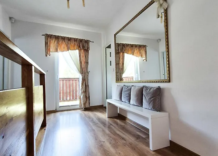 Alcatraz Z Jacuzzi شقة فندقية 4*